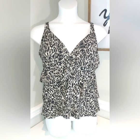 Upstream Multicolor Animal Print V Neck Layered Ruffle Tankini Top NWT - Picture 1 of 8